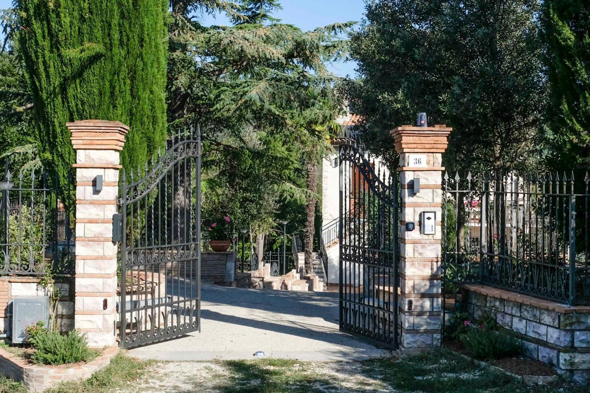 Ferienwohnung Il Colle Di Torre Orsina Exterior foto